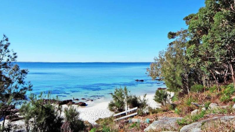 Vincentia Style by Book Jervis Bay - Only 150m to the Beach - Free Wifi & Chrome Cast - image 14