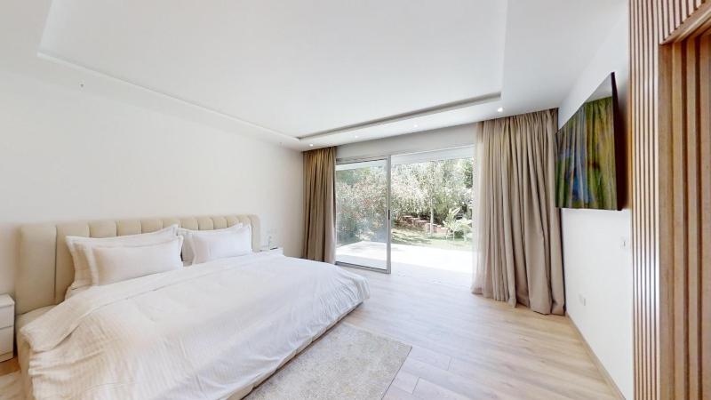 Villa F- Luxury 4 suites on a 5000sqm in the heart of Ambassadeurs - image 4
