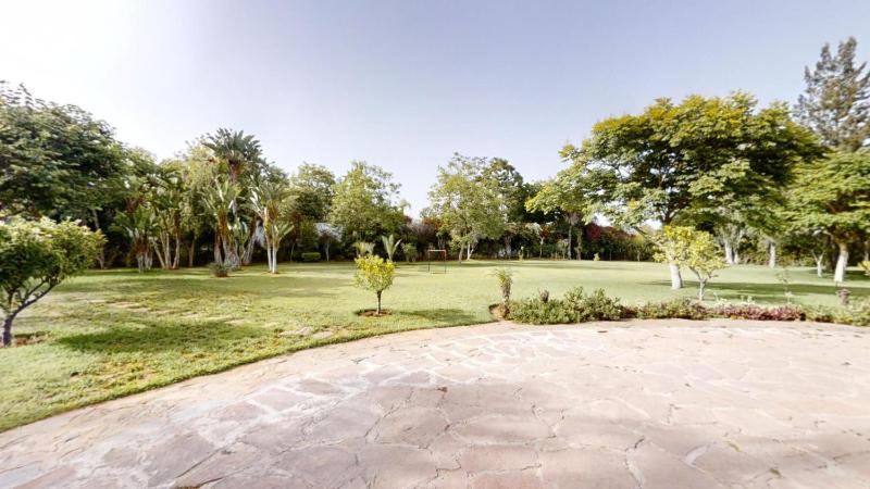 Villa F- Luxury 4 suites on a 5000sqm in the heart of Ambassadeurs - image 7