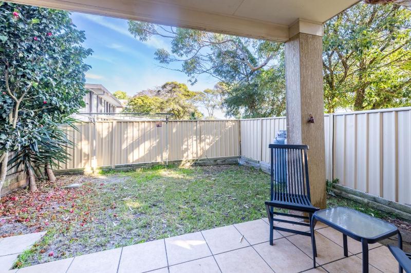 Pet friendly La Costa 2-1a Messines St - air con and Wi-Fi - image 10