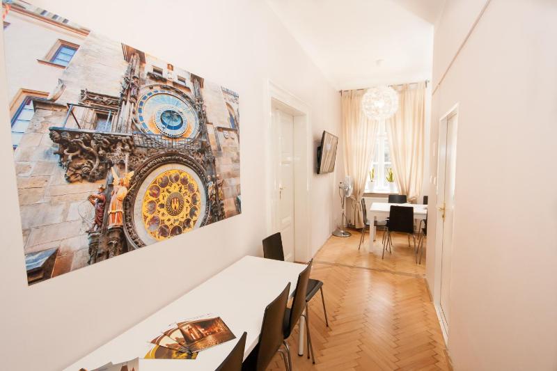 Five-Bedroom Apartment image 3