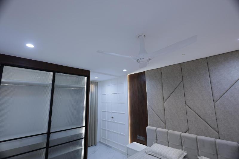 Woodlands Apartment 501 - Fully Furnished Luxury Apartment - image 10