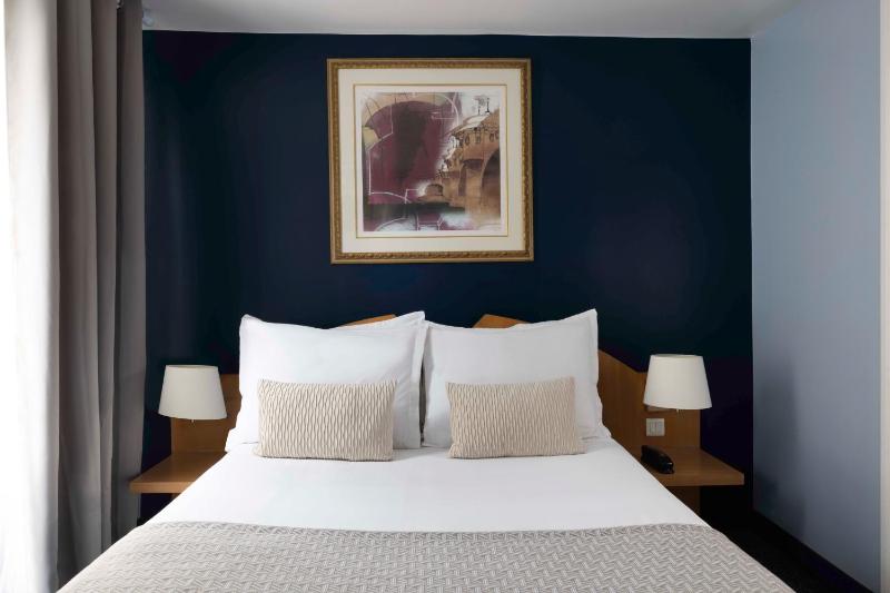 Budget Double Room image 1