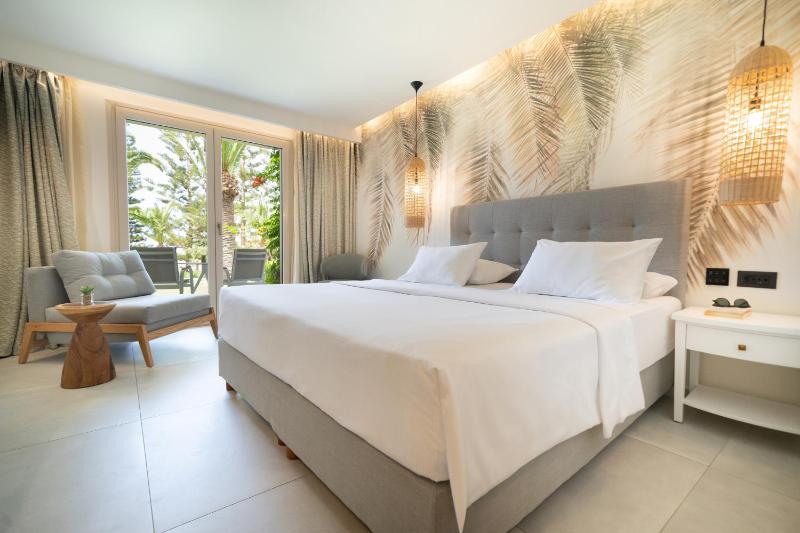 Single Room with Garden View image 2