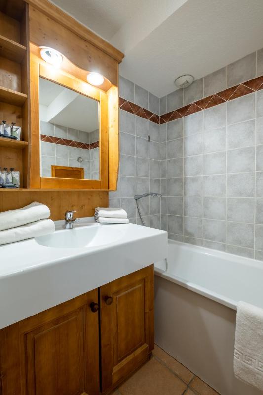 5-Room Apartment + Cabin - 12/14 People image 2