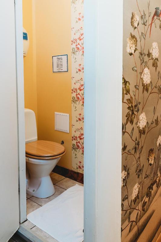 Single Room - Attic image 3