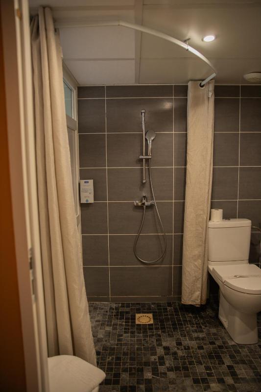 1 Single Bed image 4