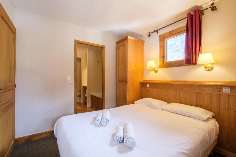 Four-Room Apartment (6 - 8 People) image 3