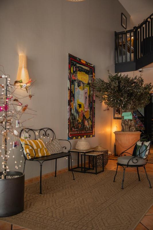 Brit Hotel Confort Nîmes Ouest - A9 sortie 25 - image 31