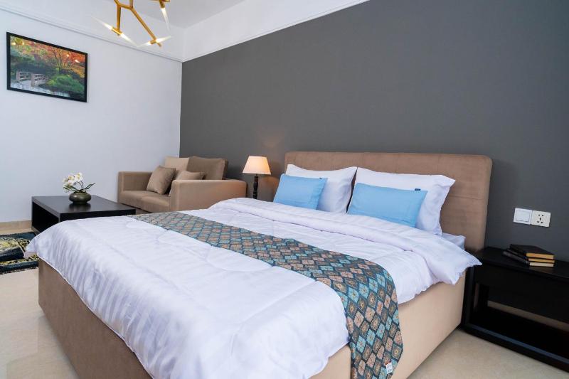 EAST VIEW RESIDENCES Building Tower B#Amazing view! access Phnom Penh! Max 2-4ppl - image 12