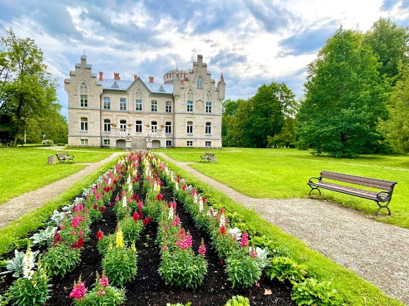 Holiday Home image 4