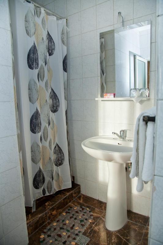 Double or Twin Room image 2