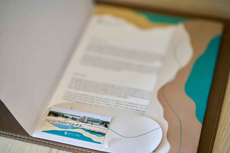 Apartment with City View image 1