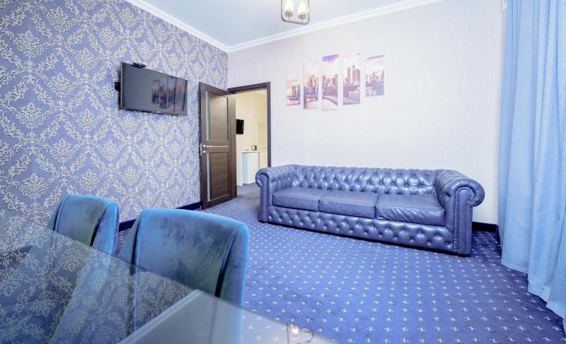Executive Suite image 3