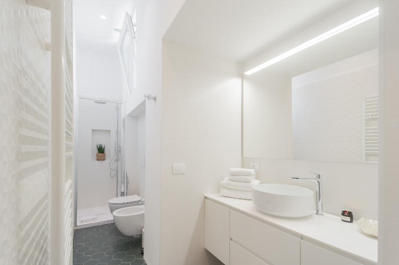 Rooftop Nest in Como city center by Rent All Como - image 11
