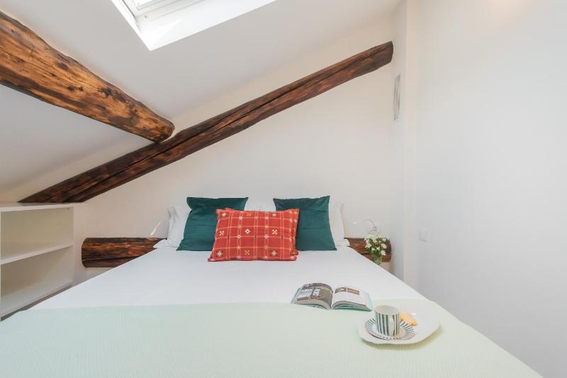 Rooftop Nest in Como city center by Rent All Como - image 28