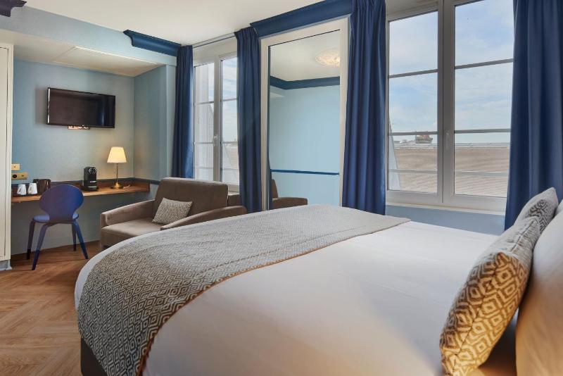 Classic Triple Room image 1