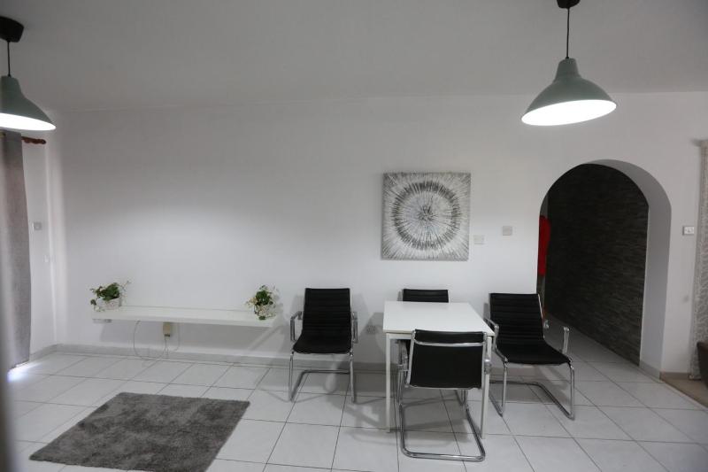 Near the Beach Holiday Apartment - image 6