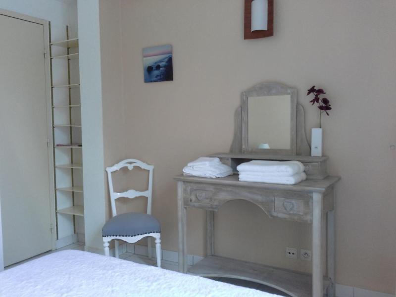 Tiny House et chambre chez l habitant - image 8