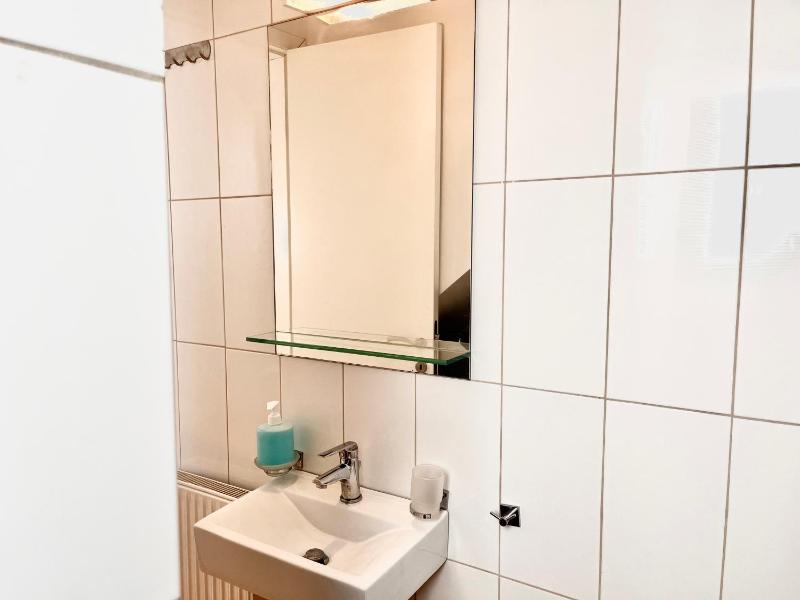 Elvita Apartments - image 12