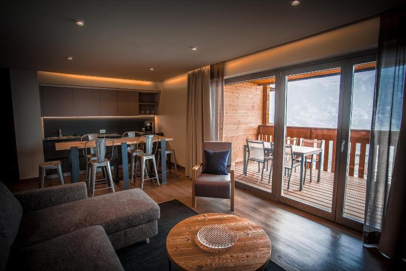 Two-Bedroom Suite image 3