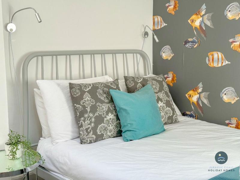 Sanderlings - holiday home close to beach - image 14