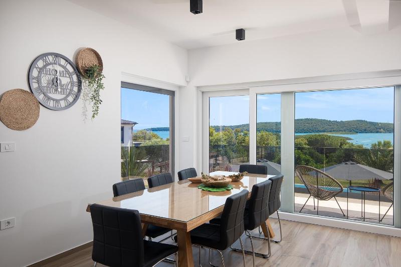 Villa Pergosa - managed by Travel Istria - image 32