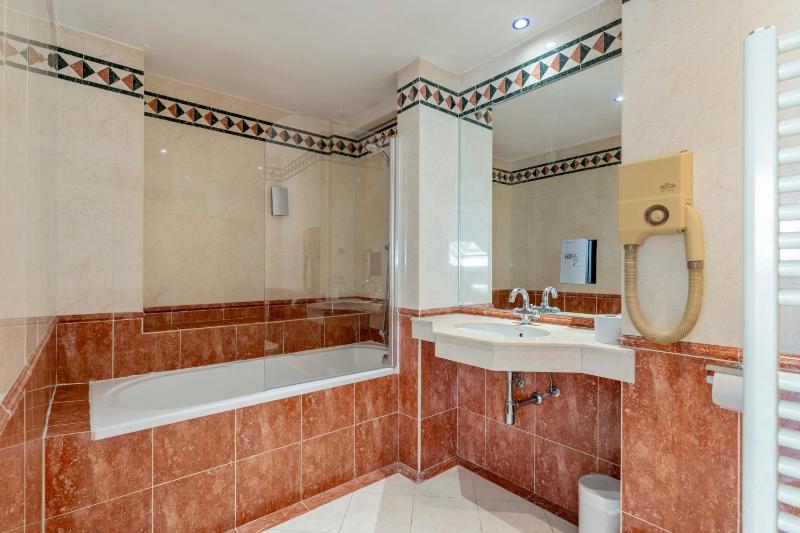Suite image 2