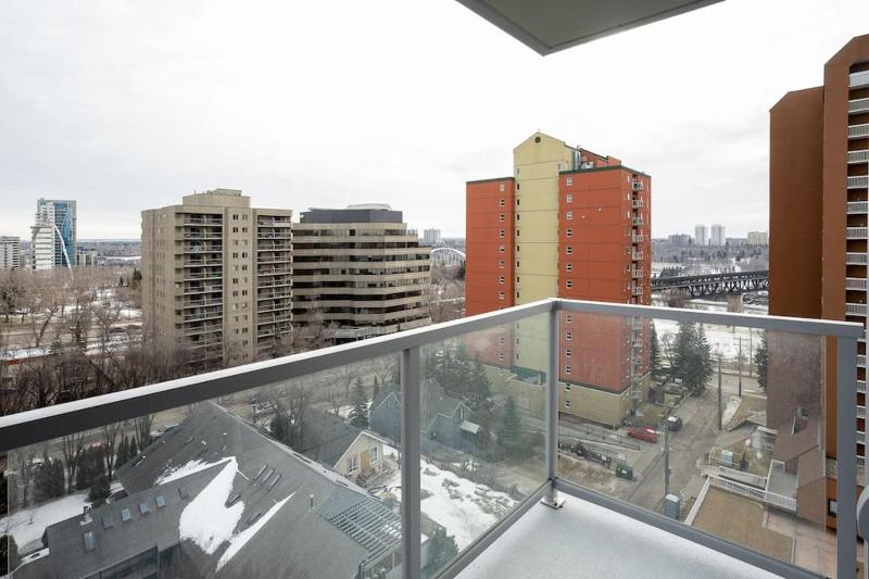 Hendrix Luxury Apartments by Corporate Stays - image 21