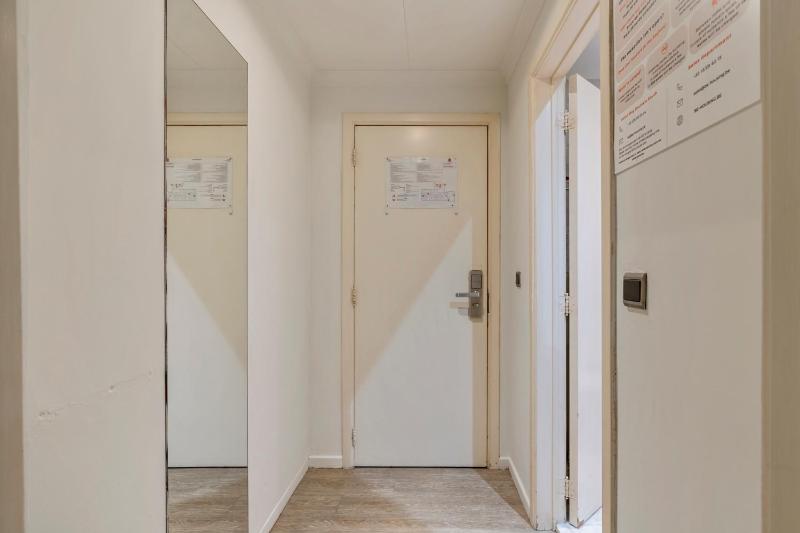 Budget Twin Room image 2