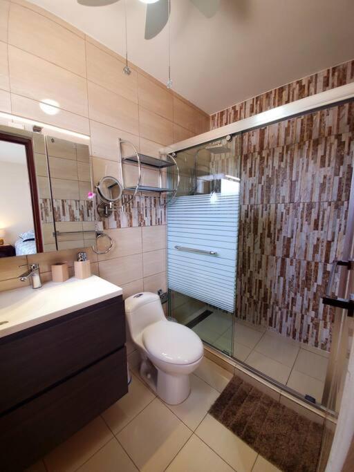 Modern Relaxing Vacation Villa - image 18