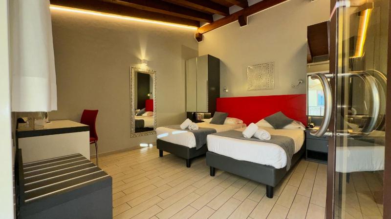 Twin Room - Annex image 3