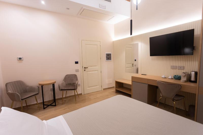 Heraklean Suites Tropea - image 31