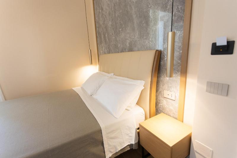 Heraklean Suites Tropea - image 28