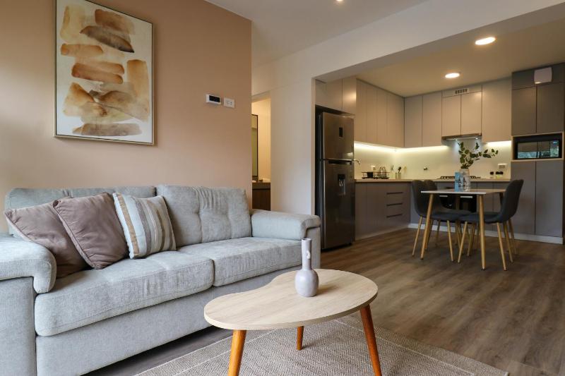 Alameda Suites in Miraflores by Wynwood House - image 16