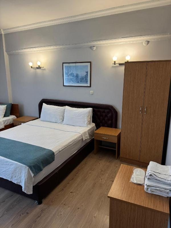 Budget Triple Room image 4