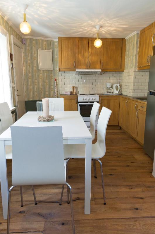 Briet Apartments - image 10