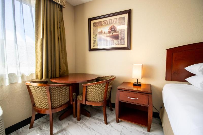 King Room image 2