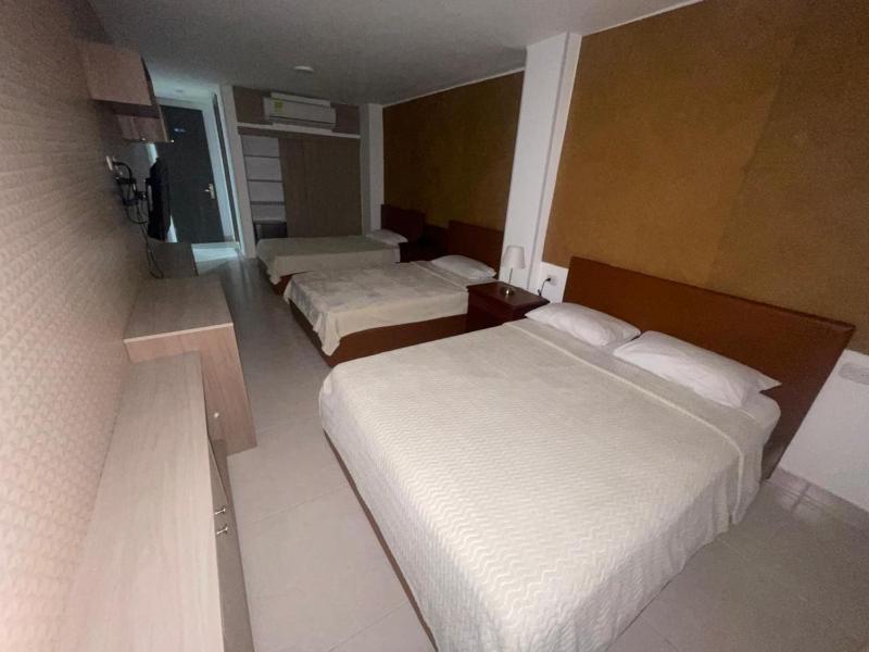 Hotel Prado 72 INN - image 6