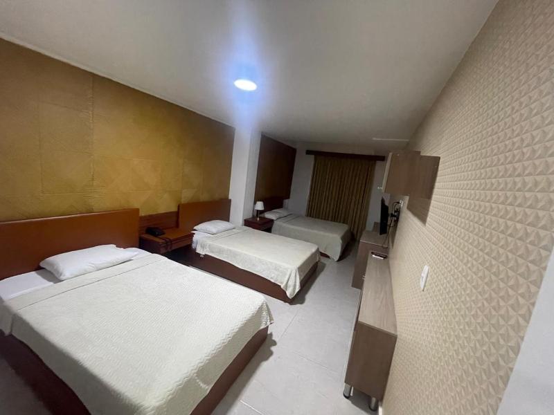 Hotel Prado 72 INN - image 9