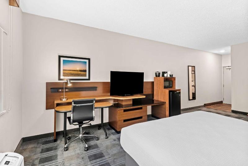 King Room - Non-Smoking image 4
