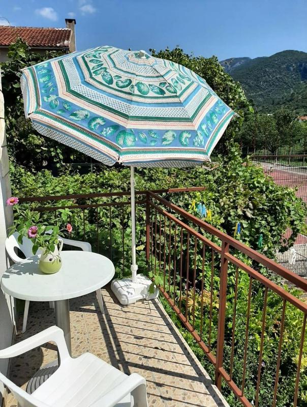 Double Room with Balcony image 2