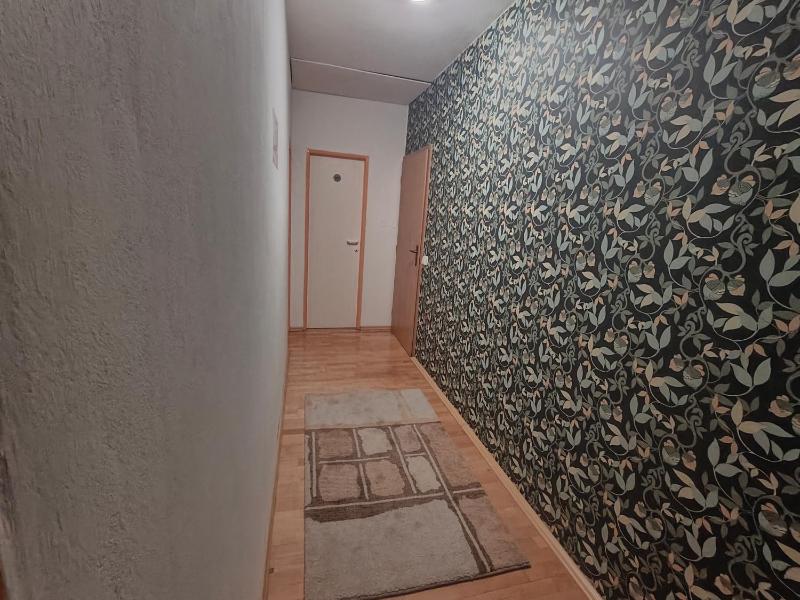 One-Bedroom Apartment image 3