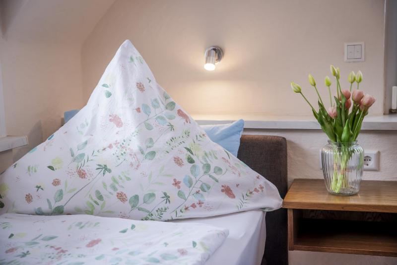 Single Room with Private Bathroom image 2