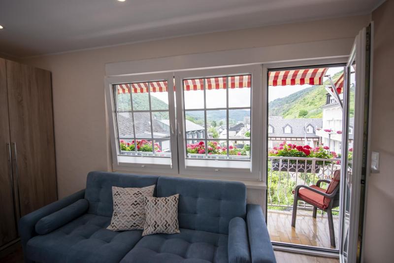 Double Room with Private Bathroom image 2