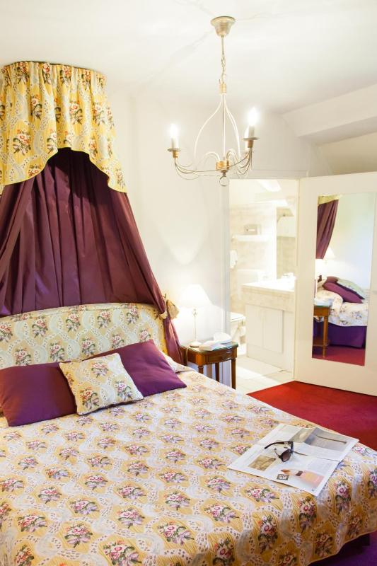 Classic Double or Twin Room image 1