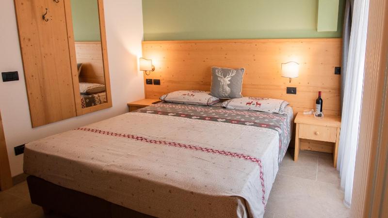 Classic Double or Twin Room image 1