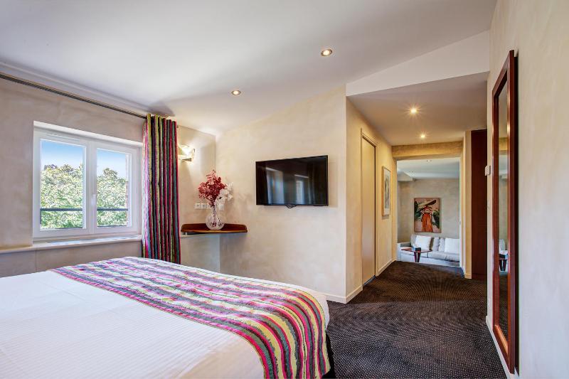 Junior Suite image 1