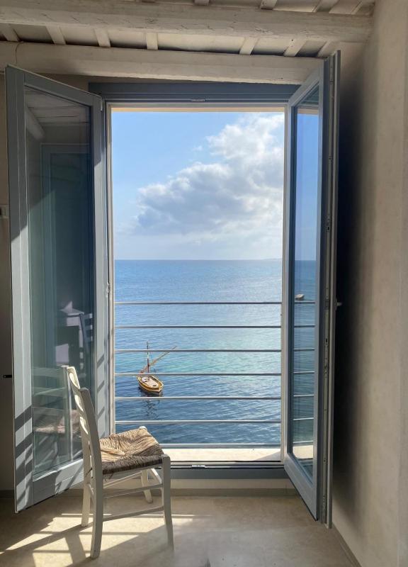 Studio with Terrace and Sea View image 4