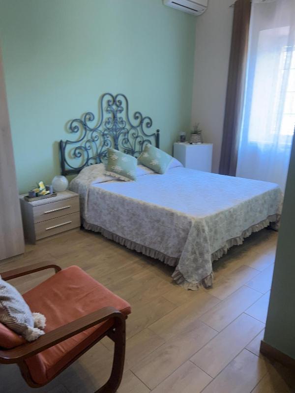 Double Room image 3
